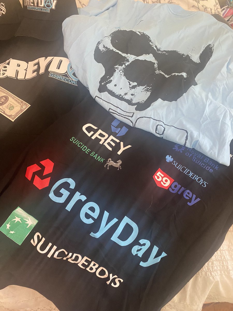 Bashing_'s tweet image. My Greyday merch damage!!! I’m happy with what I was able to get and the quality is really good! 👌 also got a poster! 🙌