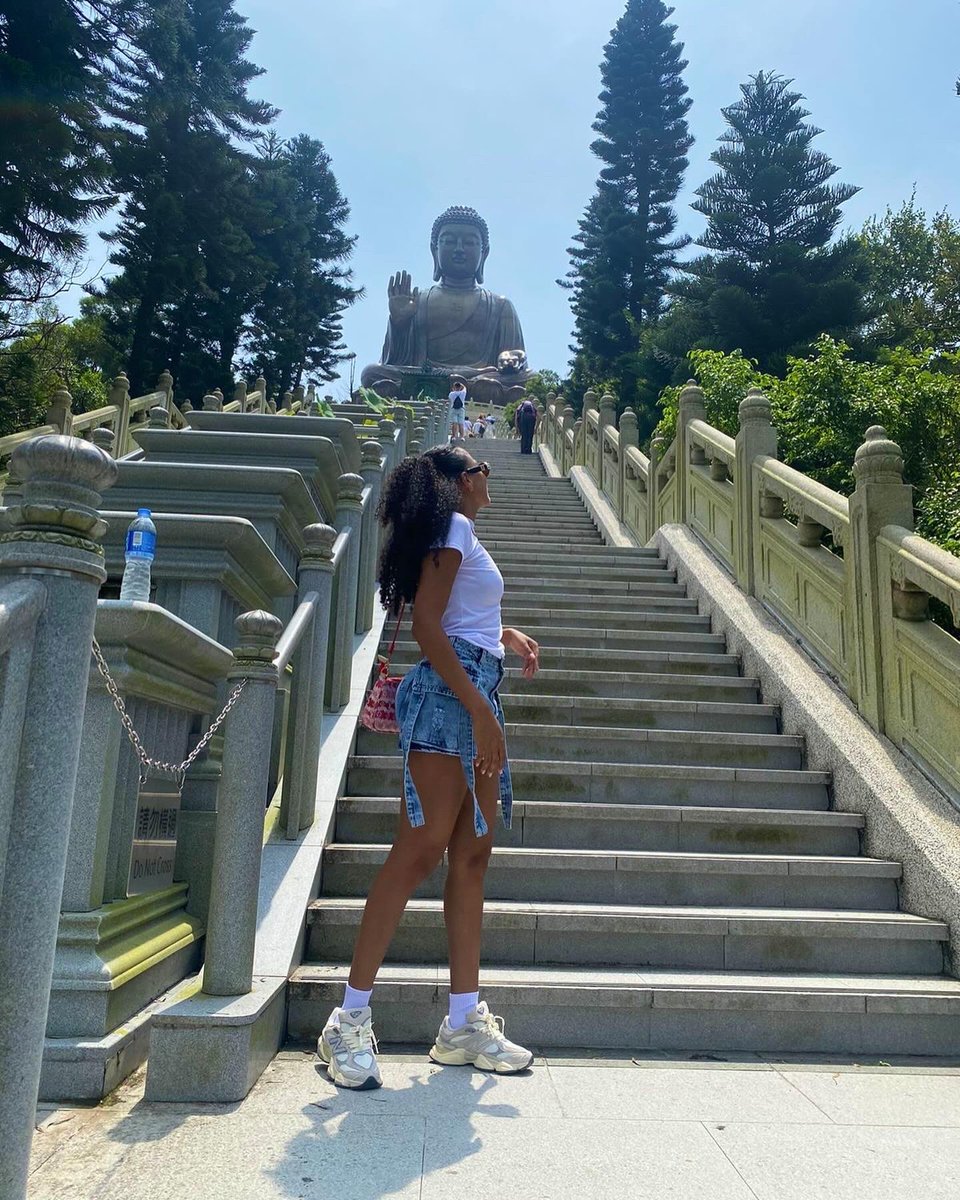 hillaryG05's tweet photo. El Buddha un lugar magnífico y la vibra que se siente en el lugar es otra cosa https://t.co/O9s0ZkeOLL