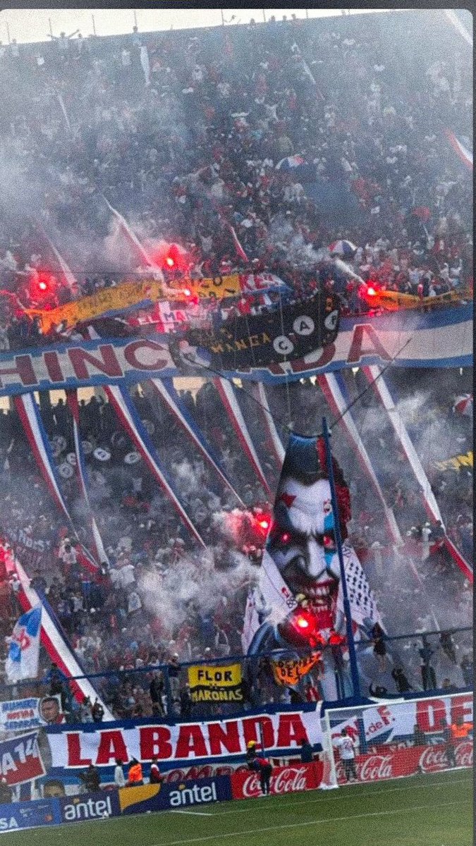 LA VERDADERA HINCHADA QUE GANA PARTIDOS. SIGAN VIENDO.