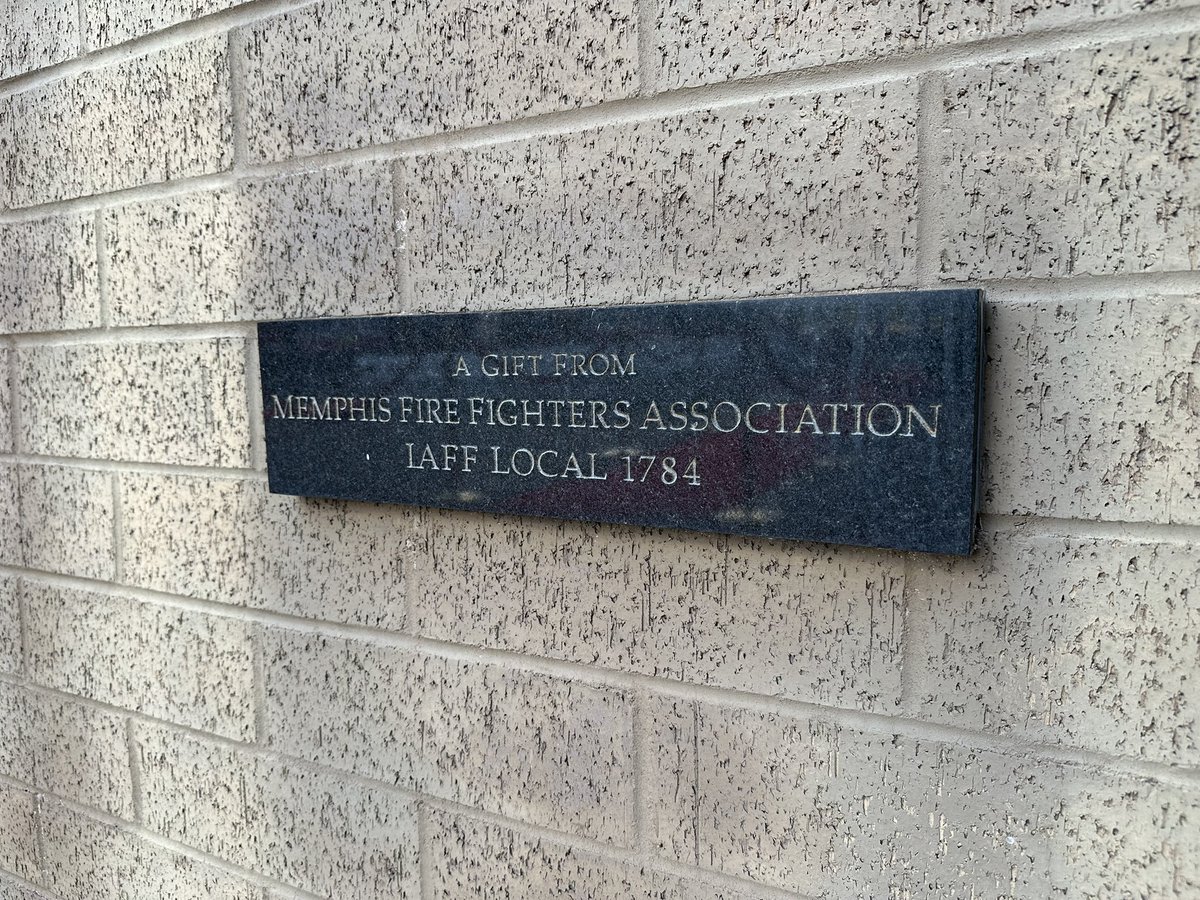 mjtomek's tweet photo. Attended the annual @memfire Memorial Service honoring the 57 who paid the ultimate sacrifice.  Thankful for @mffa1784 for the financial gift to build the wall many years ago and its continued support to maintain it. #iaff https://t.co/jzRHEa3YgT