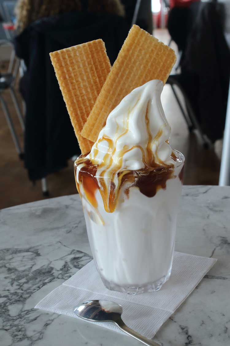 Sat, 28 Sept 2024.
Relaxing at the Rendezvous Café (Whitley Bay) with special butterscotch ice cream. This was most welcome after a prolonged and difficult survey during which I collected a dozen deceased beached fulmars, recently washed up. Light westerly breeze, nine degrees.