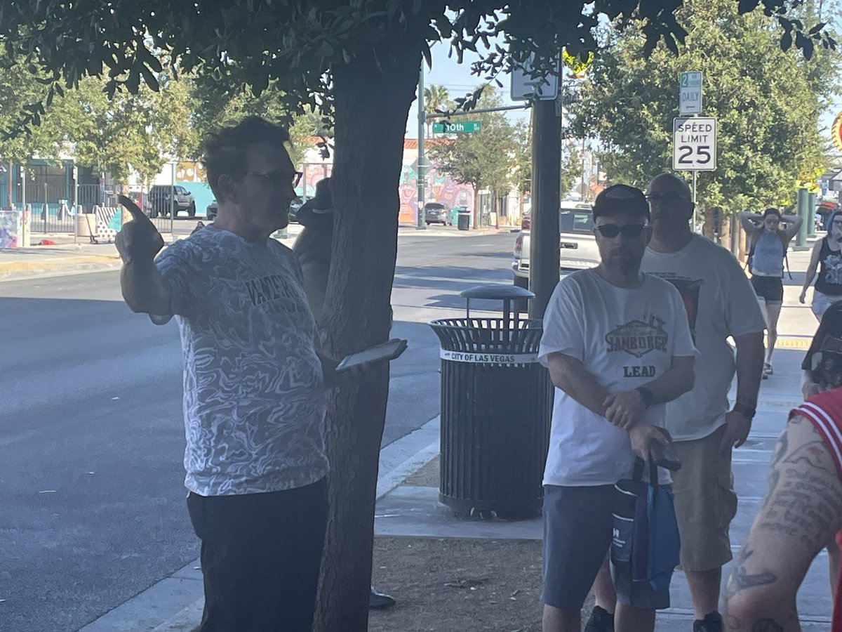 365HorrorFilms's tweet photo. Really enjoying @therealjoebob talking about history as we walk around downtown Las Vegas

#MutantFam https://t.co/QImT3HR1ZM