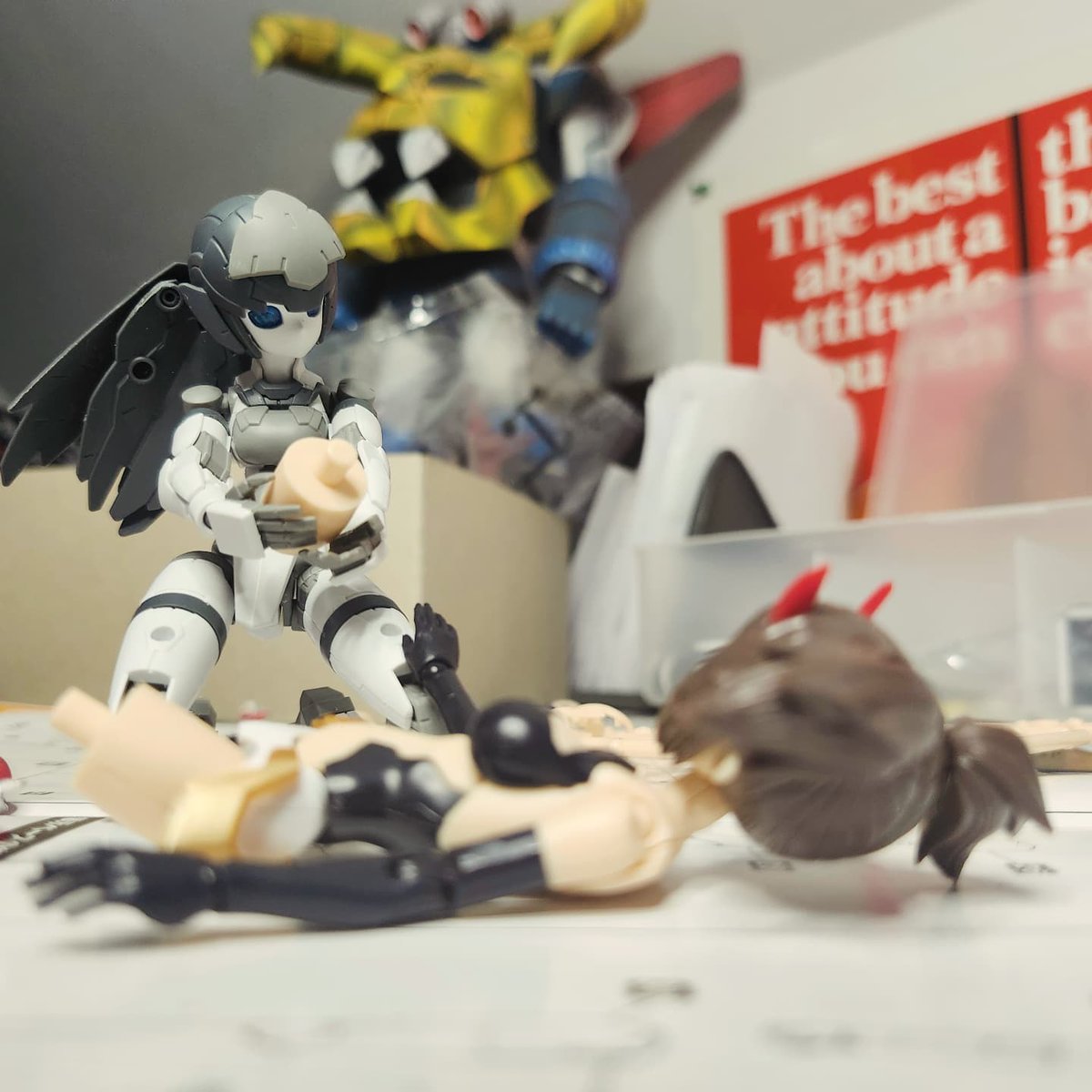 neonneuron's tweet photo. Acerby Type C and Megami Device Asra Ninja https://t.co/KBOR1TzxtT