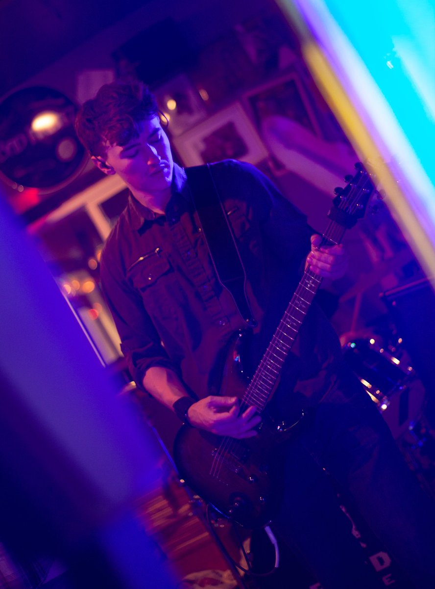 Sam Bailey tweet media