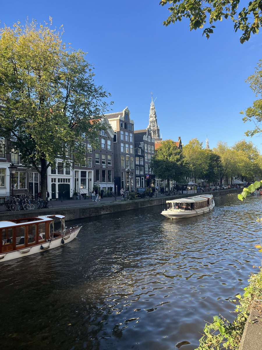 leanadsv's tweet image. Amsterdam c’est vraiment la ville incroyable qu’elle pense être