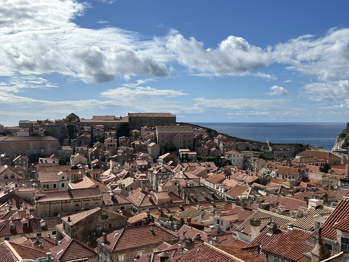 Fabulous sunset and stunning views across #Dubrovnik #OldTown from the last couple of days. 😎