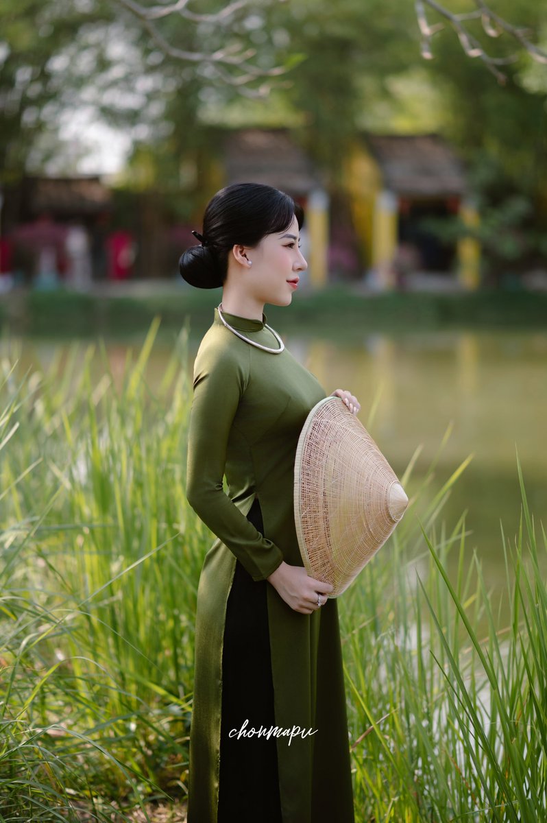 naoto_hirata's tweet photo. Áo Dài Việt Nam
#Emay https://t.co/MDCVMNDLYC