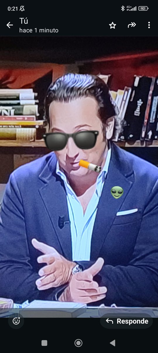 NIDEL1268's tweet photo. @navedelmisterio el maestro manda 🚬🗿 #CuartoMilenio https://t.co/zSRC9JhvyB