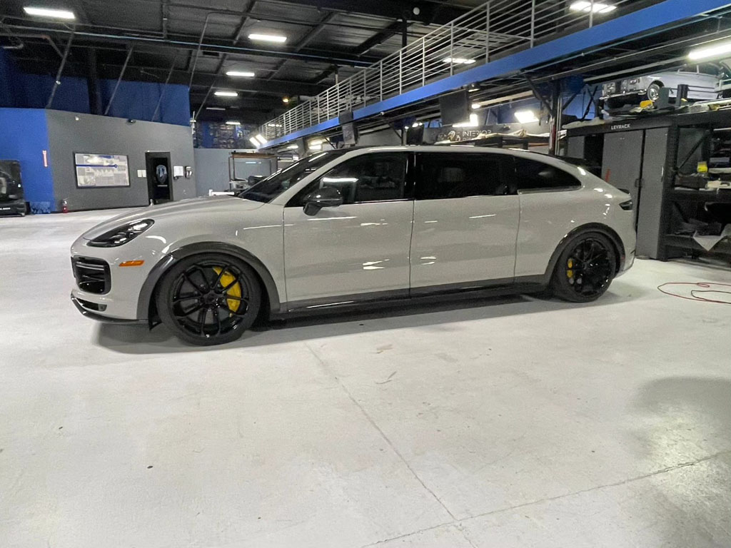 AutomotiveAddicts tweet media