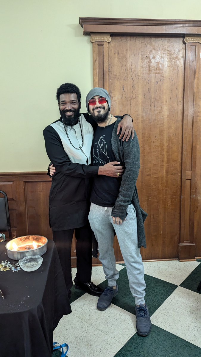 ElhoimLeafar's tweet photo. Meeting up with my buddy the Priest PHOENIX COFFIN WILLIAMS at Western New York Pagan Pride. Six years of friendship with this incredible guy ๐๐ค
#WNYPPD #wnyPaganPride #WNYPaganPrideDay #Paganpride #Paganprideday #Modernpagan https://t.co/EEQ6pWdVAG