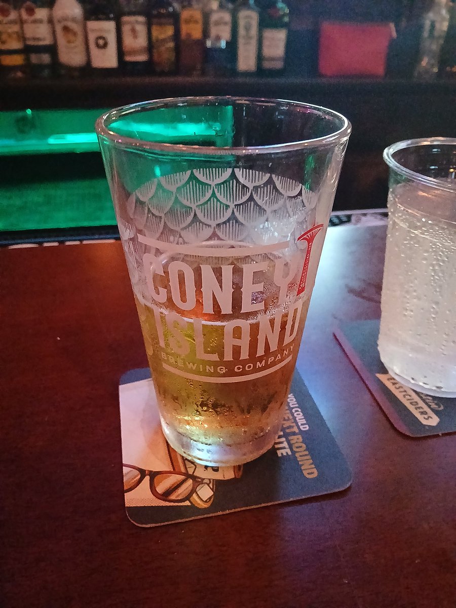JosephBostrom's tweet photo. #barlife. #mlb #Playoffs https://t.co/p6S6fbPb0c