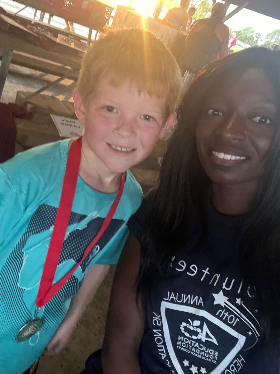 Dr. White (@dr_whiteedu) on Twitter photo Thank you <a href="/education/">julian</a> and community partners. Your support means the world to us and truly enhances classrooms and schools in <a href="/pbcsd/">The School District of Palm Beach County</a> . Thank you for believing in our students and their future! <a href="/DVESPrincipal/">Carolyn Seal</a> <a href="/DiamondViewEle/">DVES</a> Thank you <a href="/education/">julian</a> and community partners. Your support means the world to us and truly enhances classrooms and schools in <a href="/pbcsd/">The School District of Palm Beach County</a> . Thank you for believing in our students and their future! <a href="/DVESPrincipal/">Carolyn Seal</a> <a href="/DiamondViewEle/">DVES</a>
