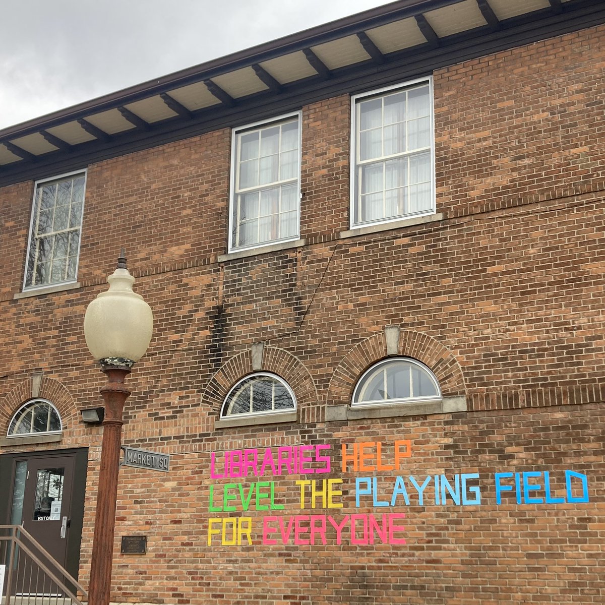 Remembering this mural from a few years ago! I spotted this at Thamesville Library: "Libraries Help Level the Playing Field for Everyone" - a beautiful truth. 🌈📚✨

#LiteracyAdvocacy #LiteracyForAll #CKOnt