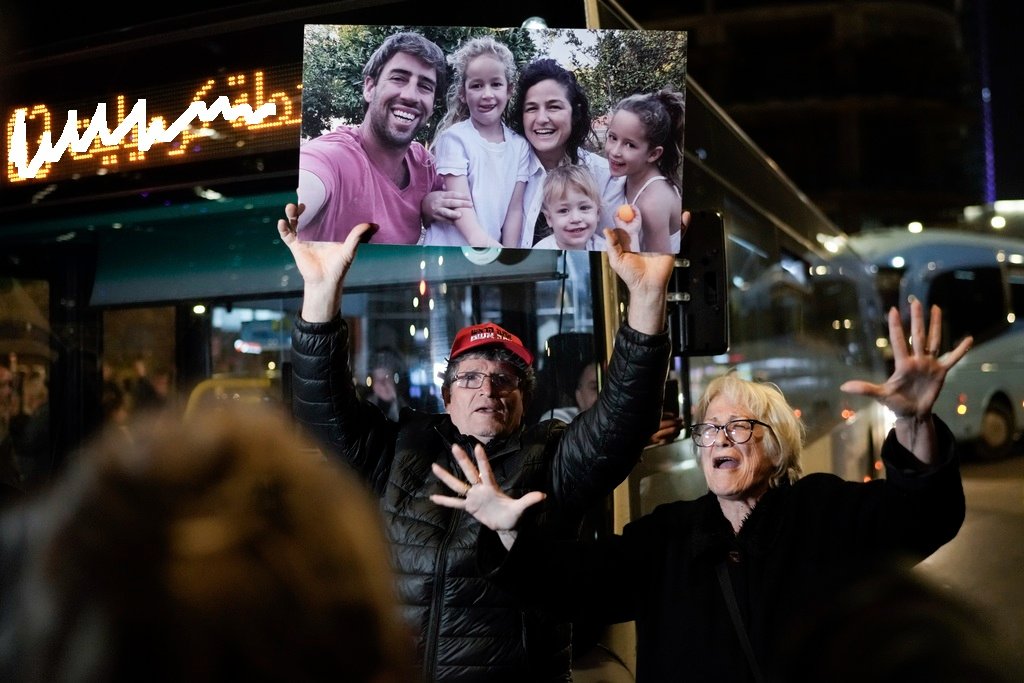 Stevie H tweet media