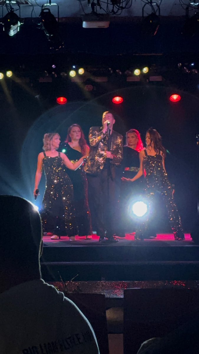 Sunday resets really hit different after a new show debut - Soul Train to Motown is now live!! 🚂🎙️