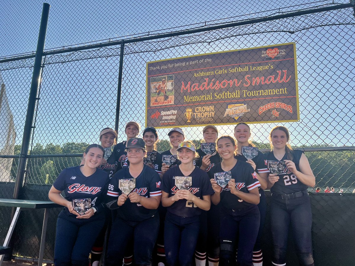 16GloryNational's tweet photo. Another great weekend for the G’s! 6-0 at the 18u Madison Small Tournament to capture the championship! Now back for one more practice weekend before heading out off to Illinois! https://t.co/LRuYwZH0H1