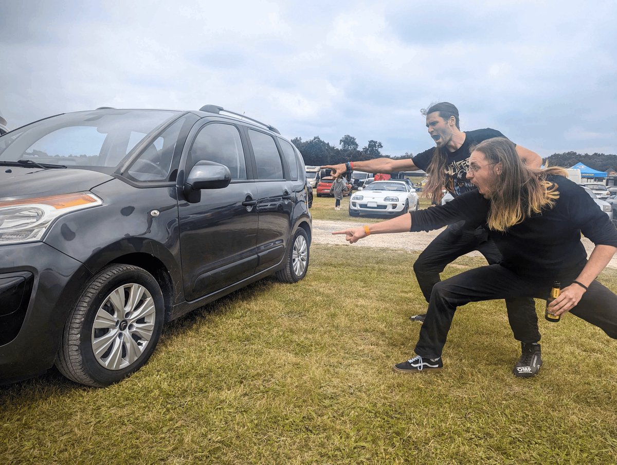 evshift's tweet image. Is that a Picasso? (humor intended)
 
evshift.com/309341/is-that…
 
#AwesomeCarMods #CarModifications