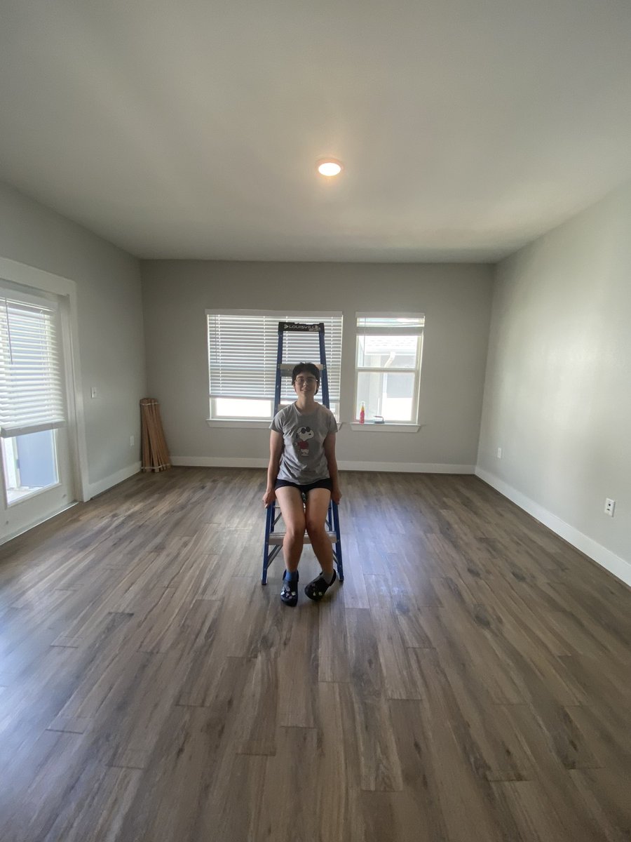 NotPeebo's tweet image. How it started:
How it ended: