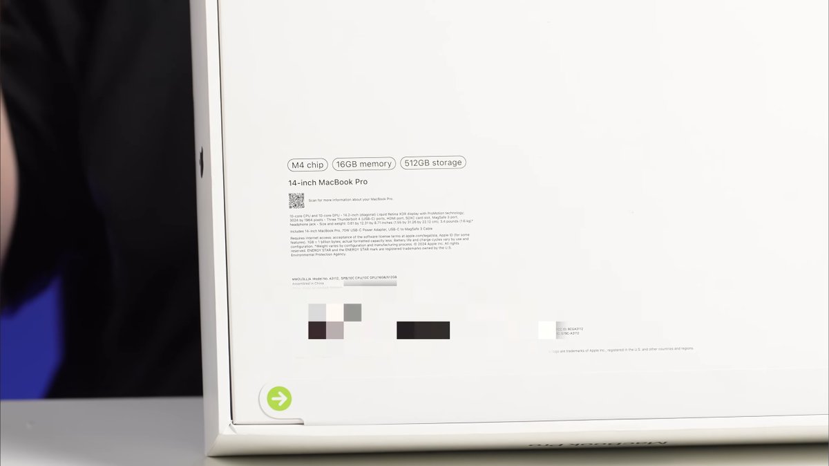 smartechdaily's tweet photo. يزعم مقطع فيديو فتح صندوق جديد على YouTube أنه يُظهر MacBookPro مقاس 14 بوصة مدعومًا بشريحة M4.
يحتوي MacBook Pro M4 في الفيديو على سعة تخزين 512Gb وذاكرة وصول عشوائي 16Gb وثلاثة منافذ Thunderbolt 4 ومنفذ HDMI وفتحة بطاقة SD وMagSafe.
تُظهر نتائج اختبار Geekbench أن شريحة M4 تتفوق على شريحة M3، بنتيجة أحادية النواة 3864 ونتيجة متعددة النواة 15288.
🔗 رابط المقطع:
https://t.co/AZuiQ6CUhC