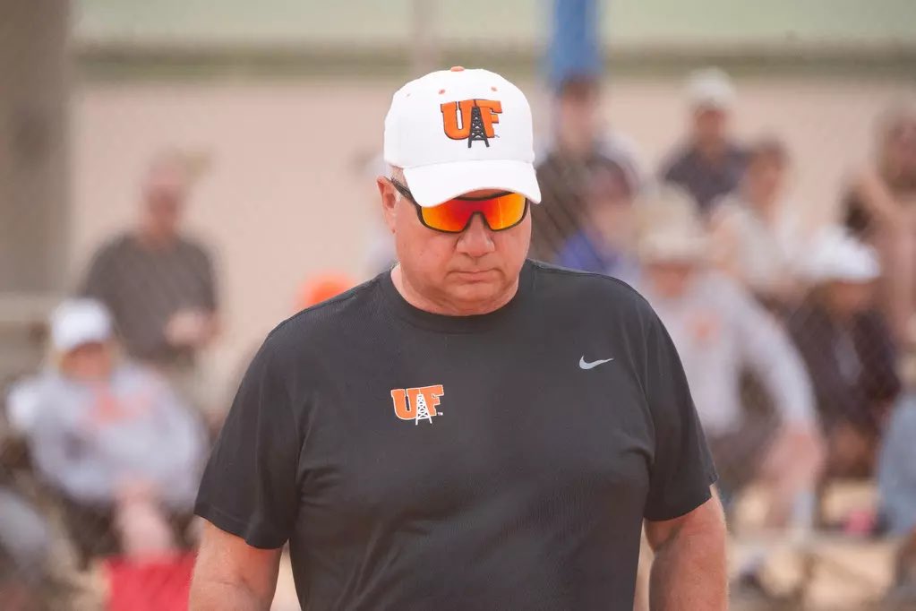 Happy National Coaches Day to our amazing coaches!! We appreciate everything you guys do!!