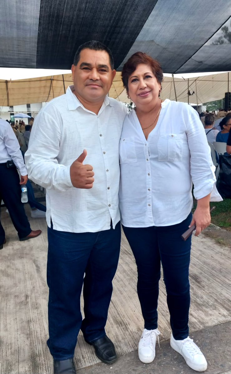 chargoy06's tweet photo. Saludando a mas amigos: https://t.co/Rgo4xNRZ7X