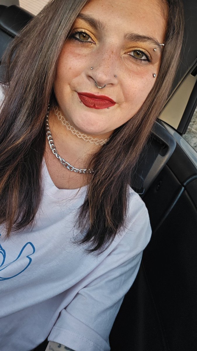bethanieb45's tweet photo. ##BEAUTIFUL #EYES #MODEL #MODELING #POSITIVEVIBES #SELFIE #PICTURE #LIPSTICK #HAIR #TATTOO #ART #PHOTOGRAPHY #SELFPORTRAIT #FYP #TRENDING #TRENDS #MUSIC #LOVE https://t.co/jP9ETzpdJM