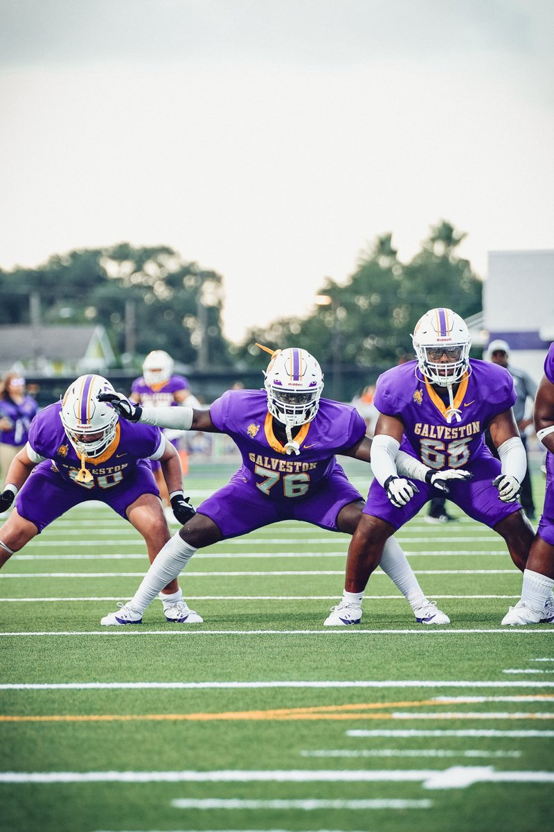 D1josiah76's tweet photo. Week six highlights-https://t.co/4YFoUFnqoz
@EddieCa73992124 @CoachMorgan_OL @GalvestonFB #AGTG https://t.co/G53YNOfMhA