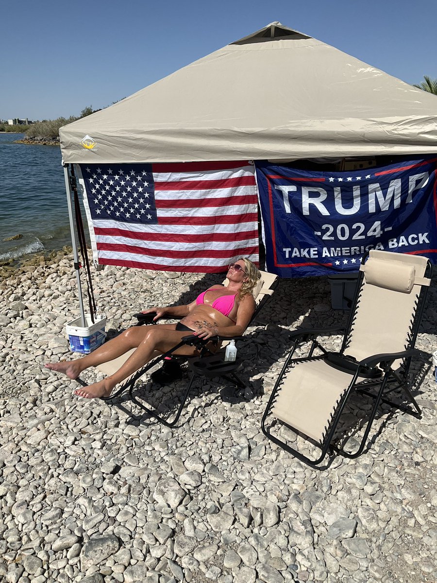 Content from nikkilynnerotic