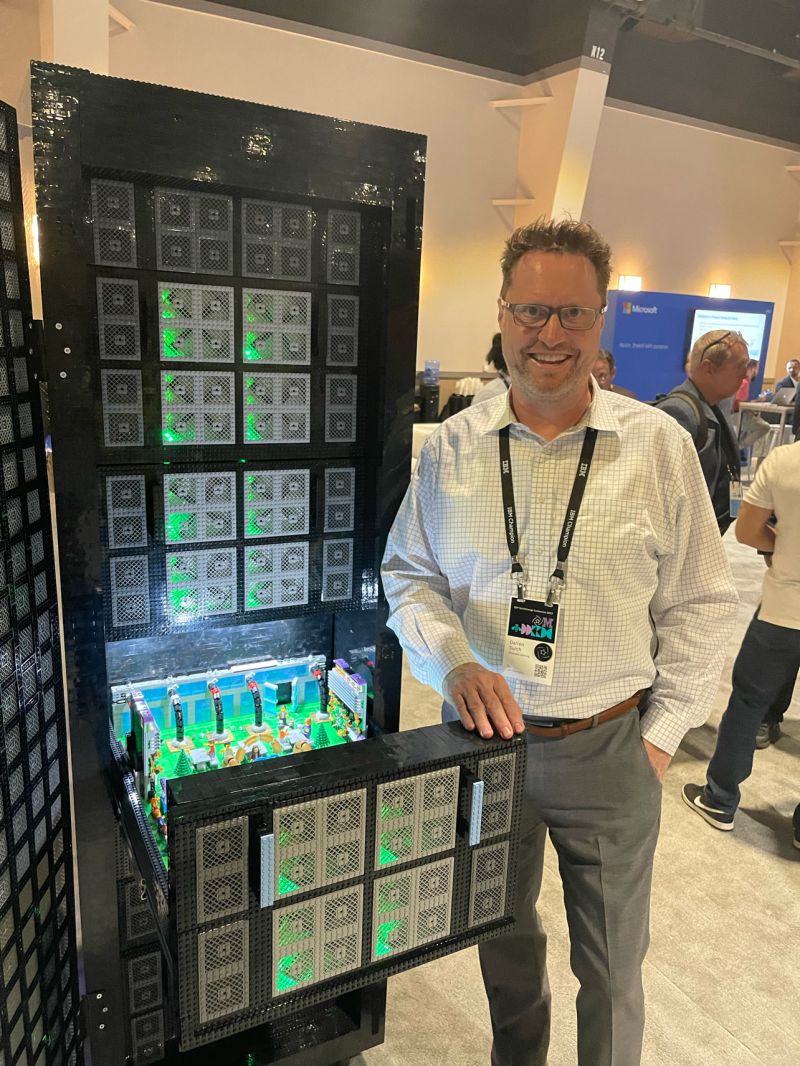 Darren_Surch's tweet photo. Yes, it's love!
Wishing all of those similarly afflicted, a Happy #HugYourMainframeDay!
@ibmz #HugYourLegoMainframeDay #HYMD2024 #IBM #z16 #telum #IBMZ #mainframe #ibmchampion https://t.co/SIh8Mlhade