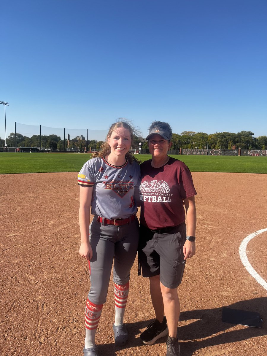 ava_zanger's tweet photo. Had an amazing day and camp experience at The University of Chicago! Thank you to all the coaches and players for hosting! @ChicagoSoftball @hltjr05