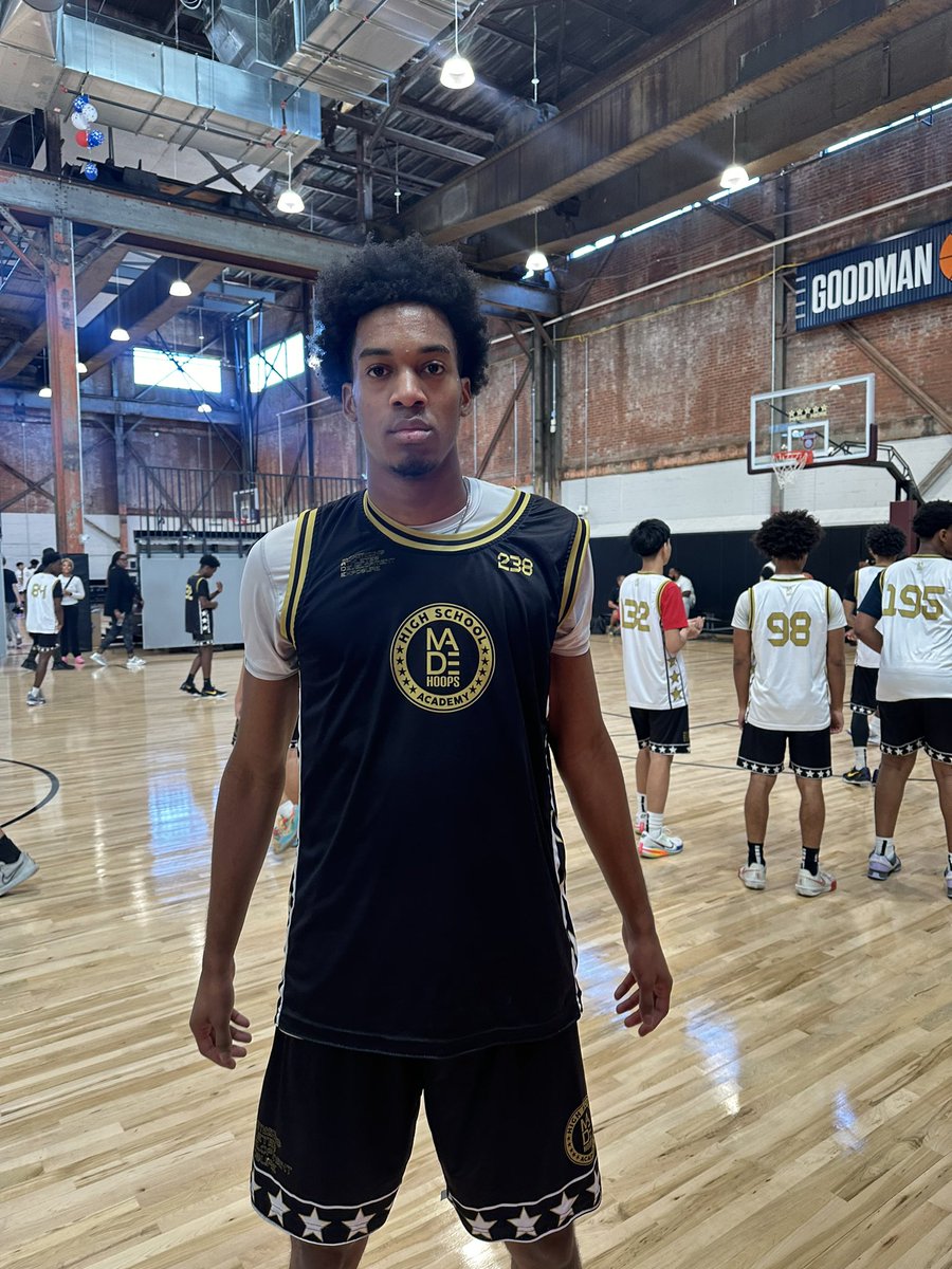 Trentw_23's tweet photo. Some Sunday standouts from East HSA: 

‘26 Jermel Thomas
‘25 Jared Smith 📸
‘25 Zion Dixon 📸
‘27 Dazon Reid 
‘26 Jackson Southerland 📸
‘28 Sean Forbes 
‘26 Jaylen Hunter-Coleman 
‘25 Tim Walker 
‘27 Jayden Doctor 
‘25 Zha’Mere Crawford https://t.co/3lgifTl1NN