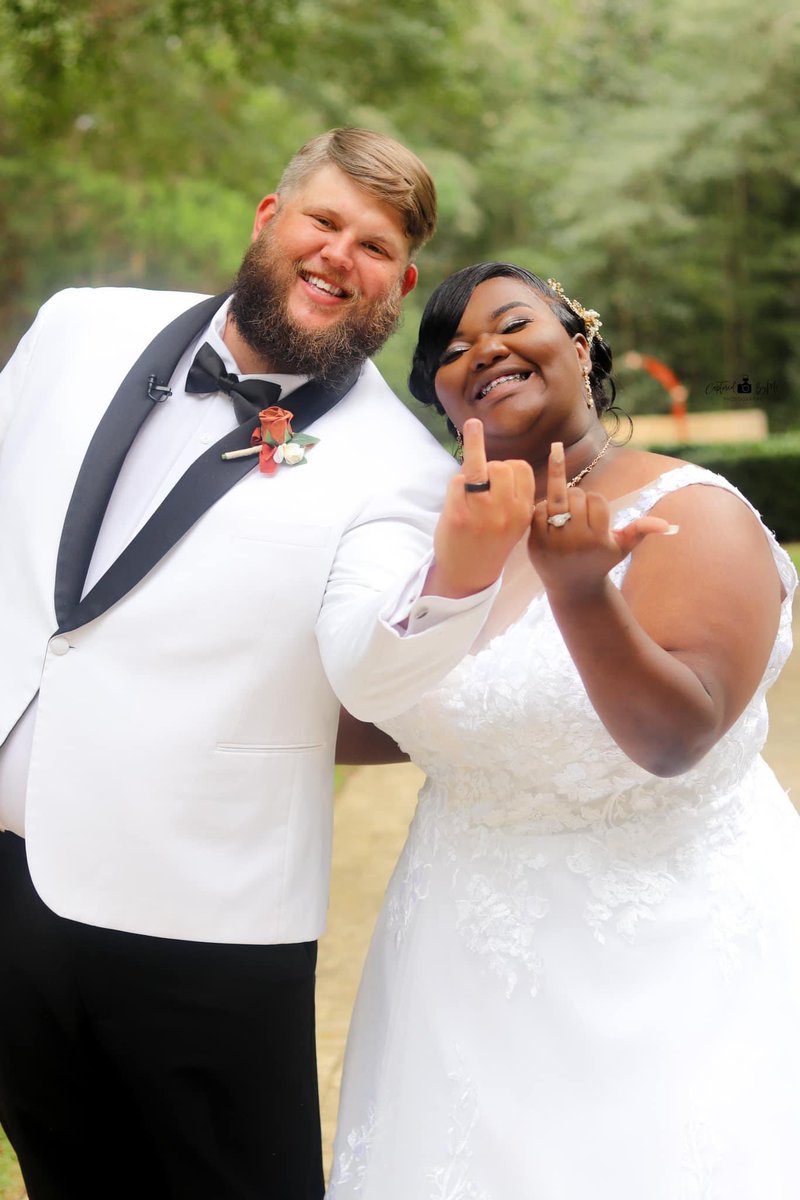 LosBravos51's tweet photo. I really got married this weekend I can’t wait to spend the rest of my life with you!!!!!!! ❤️ @bigchelsss https://t.co/kTpdwHpMEY