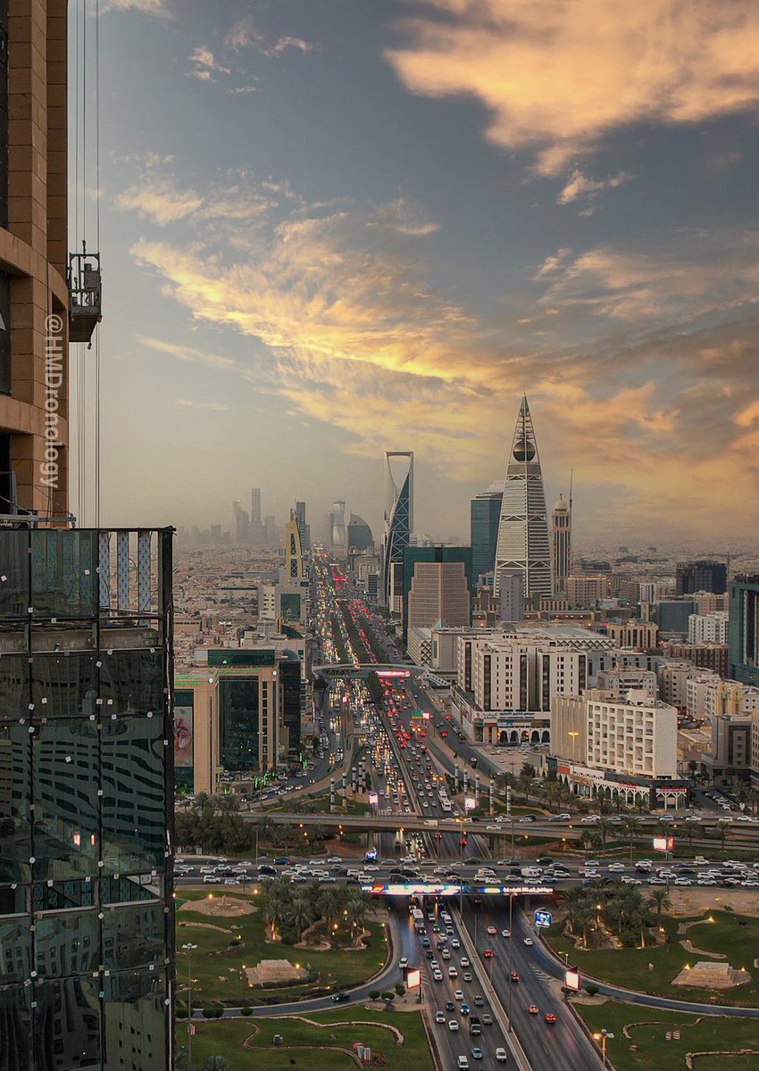 gorgeous4ew's tweet photo. الرياض 🇸🇦❤️ https://t.co/fRjPJspmkd