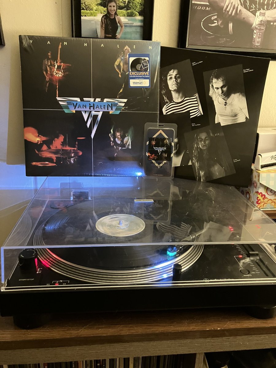 BrianJ.80 tweet media