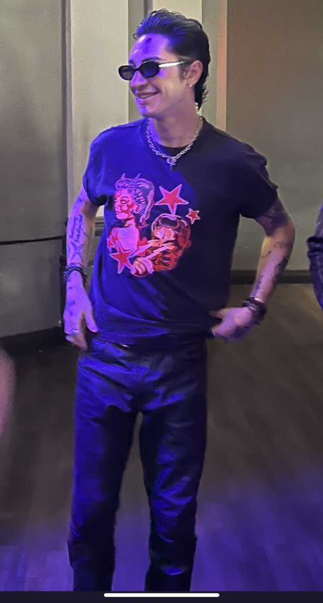 HaileyIsOnMars's tweet image. My artwork 🤝 @RemingtonLeith ‘s body 🥰🖤 HEHEHEH @PalayeRoyale