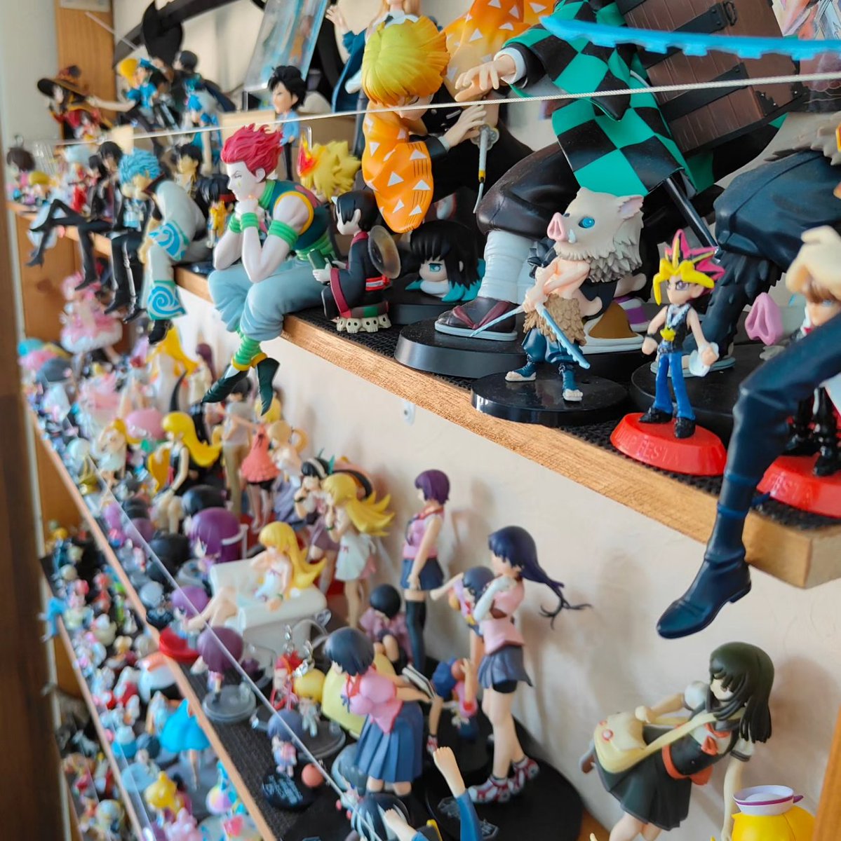 e_torattoria's tweet photo. 説得力ない写真なんですけど
おもちゃ屋さんではなくイタリアンのお店です。
フィギュアは話のタネに。
奥のテーブルはシンプルに会社の集まり打ち上げ顔合わせ等にも使って頂いております。
お料理もイタリアで調理長を務めたシェフが本格的な物をお出しします。損はさせません！きっと！( •̀ᴗ•́ ) https://t.co/uJ3n0qN1K9