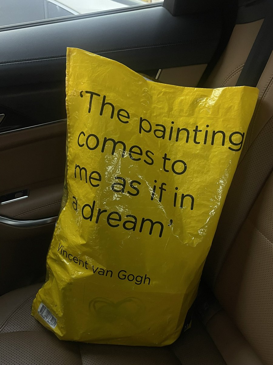 عشوائيات من لحظات الفن 🩵💚💛🌊