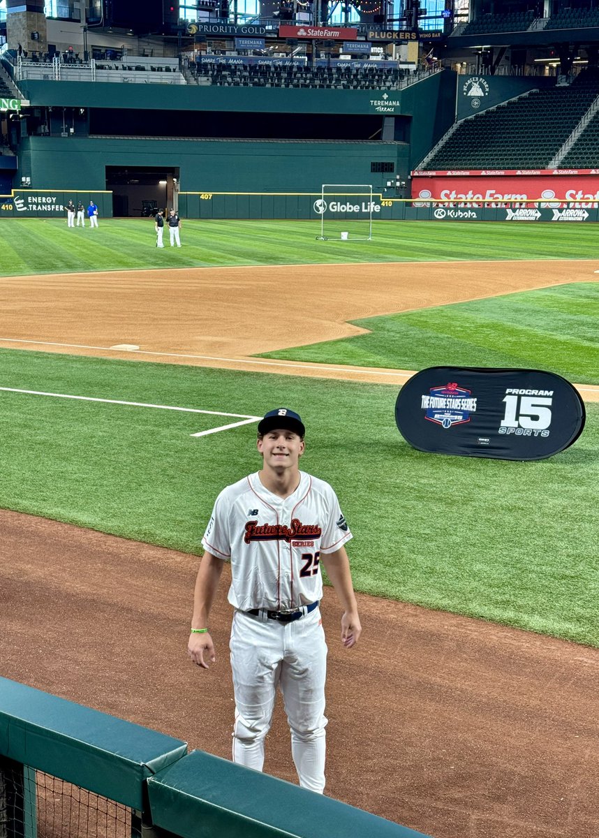 JackCasteel_'s tweet photo. Thank you @ftrstarsseries @_JeremyBooth for the unbelievable first class experience playing at Globe Life field this weekend and playing against excellent competition. @SanJacRaven43 @CoachWeaver12 @_stayfocused @WHSChapBaseball @GPSTEXASBASEBA1 https://t.co/q9D8Pp2Hi9