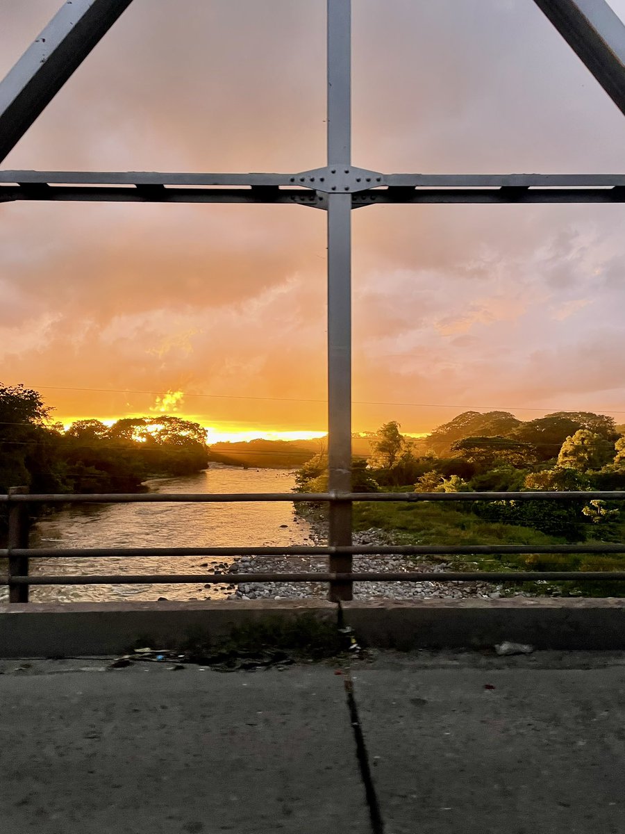 leocam2017's tweet photo. Río naranjo, puente vado ancho https://t.co/aLfQPiH7Bm
