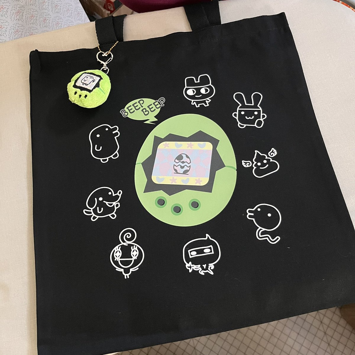 Rising Moon 🌙 tweet media