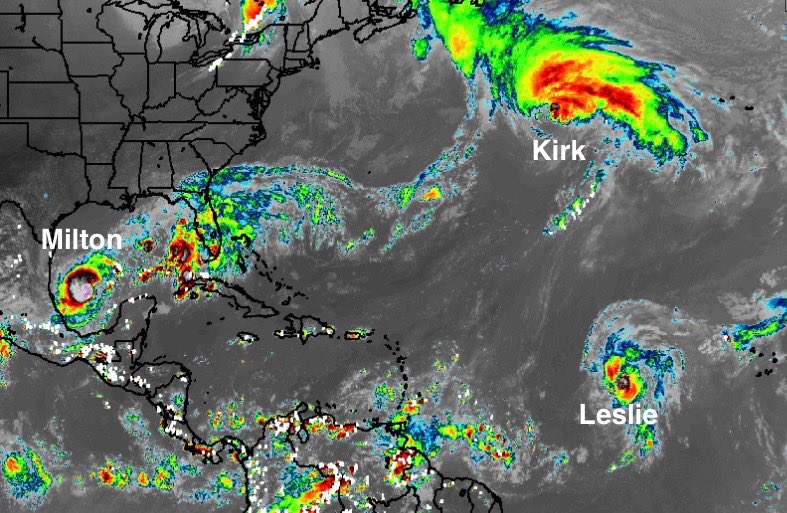 Emergenza24's tweet photo. 🔴[07.10-02:00] Oceano Atlantico #Europa #Florida Golfo del #Messico

👉Sono tre le #tempeste che si stanno trasformando in #uragani in questo momento: #Kirk #Leslie #Milton

👉Milton punta verso la Florida. 
👉👉Aggiornamenti in tempo reale: https://t.co/CyVqyvaM9D

👉Kirk verso il nord Europa passando sul #Portogallo, Spagna, #Francia, #Inghilterra, Canale della #Manica, #Germania (poi dovrebbe andare a disperdersi ma è prematuro confermarlo) e dovrebbe lambire l'#Irlanda. 
👉👉Aggiornamenti in tempo reale: https://t.co/JHB4HVVmuC