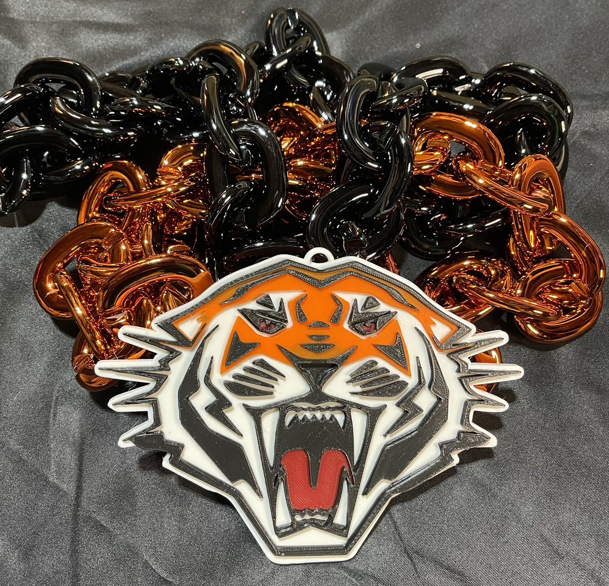 Inclusivity_Inc's tweet image. Let Us Make Your Team Logo Fan Chain!
The perfect gift for the special player or coach in your life!
Custommade3ddesigns
custommade3ddesigns.myshopify.com

#TurnoverChain #FanChain #football #youthsports #hockey #baseball #basketball #flagfootball #HomeRunChain#softball #volleyball#PTA