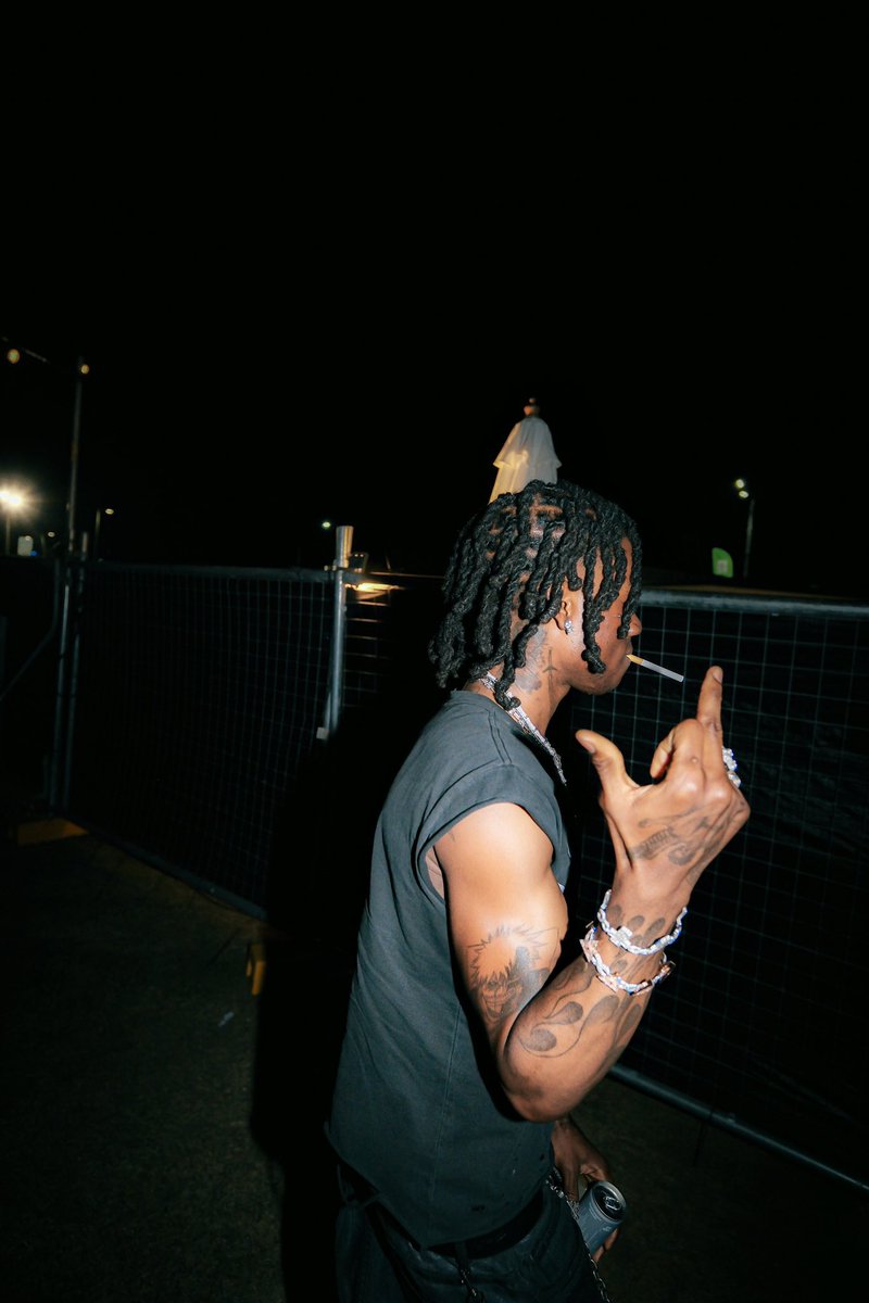 _Samlarry's tweet image. To Y’all 🦇