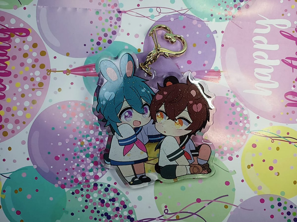 Este mes será pesado en cuanto a gastos, así que abrí temporalmente una tienda en Ko-fi por si gustan obtener algo de lo que tengo en existencia, me ayudaría mucho ¡Compartan por favor! 🙏 Hago envíos nacionales e internacionales
ko-fi.com/iraskart/shop