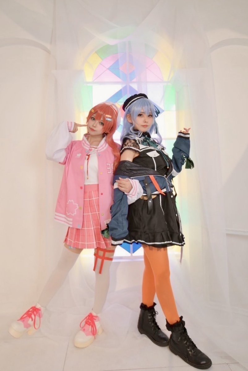 SaakiWhite's tweet photo. 【⚠️Cosplay】

ヒロコスタで🌸☄️してました！
お写真撮ってくださった皆様もありがとうございました！

色んなぶいちゅーばーこすの方いた！
ホロコス人口増えてくれ～🙏🏻

み��ち(@666mra666 )

 #hololivecosplay 
 #ヒロコスタ
 #コスプレ
 #ほしまちぎゃらりー 
 #miko_Art https://t.co/Eu6HsaQgKo