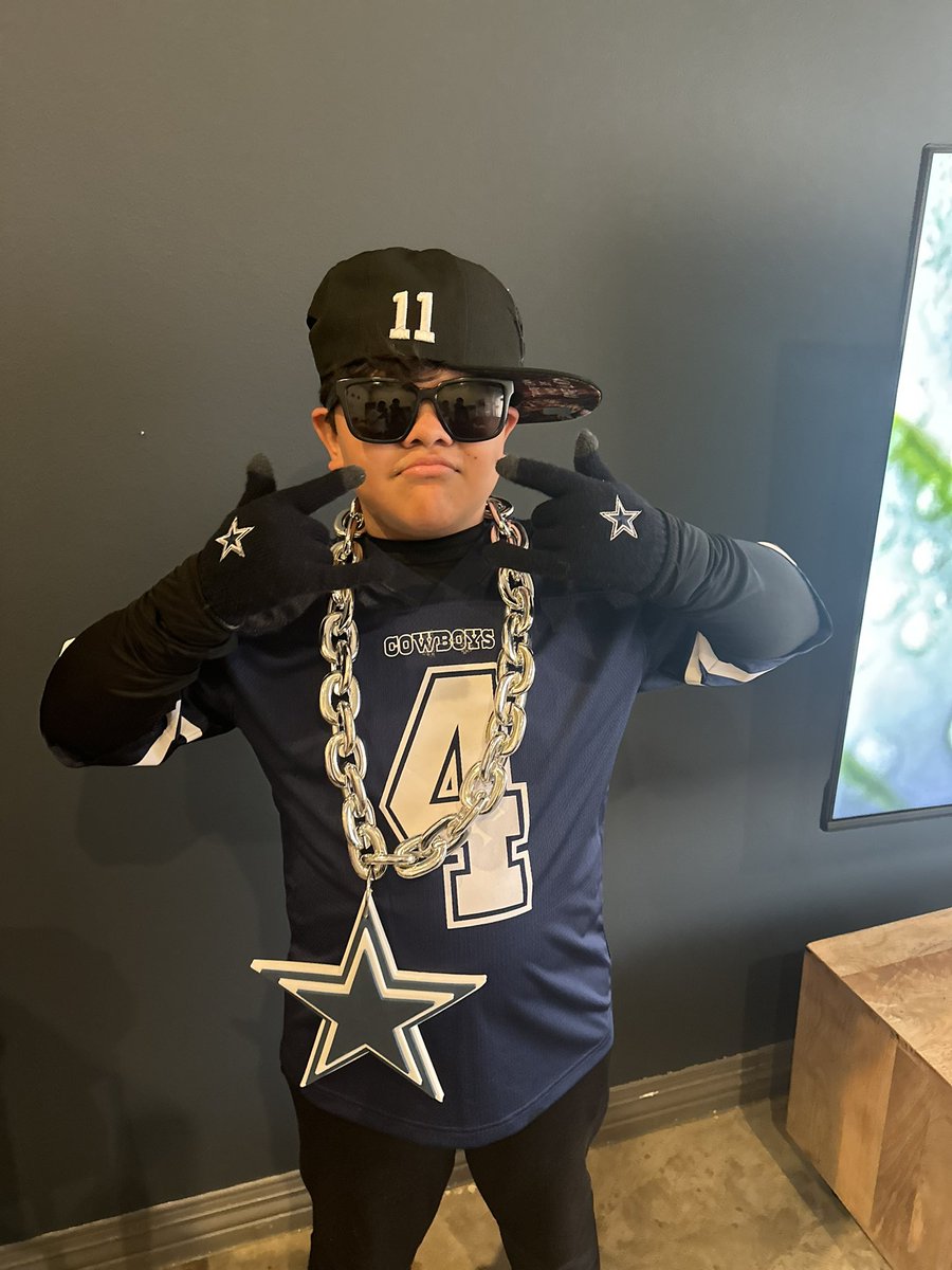 Chingoman's tweet image. #NFLxESPN #LetsGOCowboys