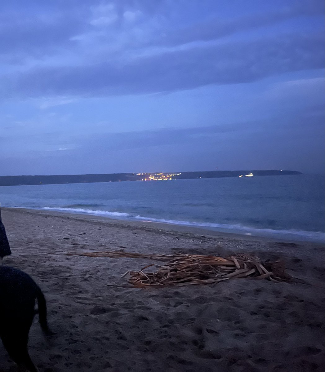 otuzdokuzx's tweet image. Kırklareli İğneada cennet..
Yaz gecelerinin sahil şarkıları burada güzel..

#igneada
#Kirklareli
#Kırklareli
#yaztatili

 05.10.2024