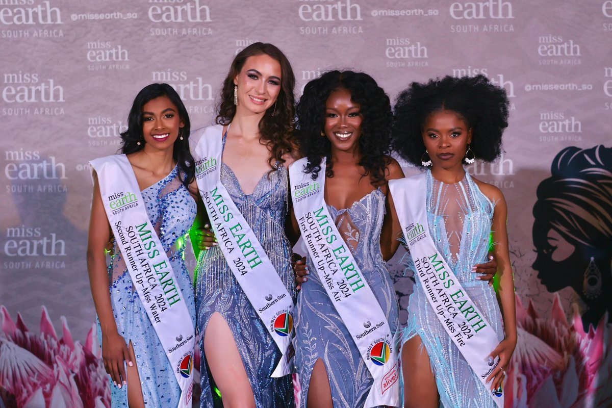 missearth_sa's tweet image. Catch our beauties on #TheMorningShowSA @etv After the 7.30 am news right now 🌿🙏🏽👑 @ChangeAgentSA @EllaBellaLeite