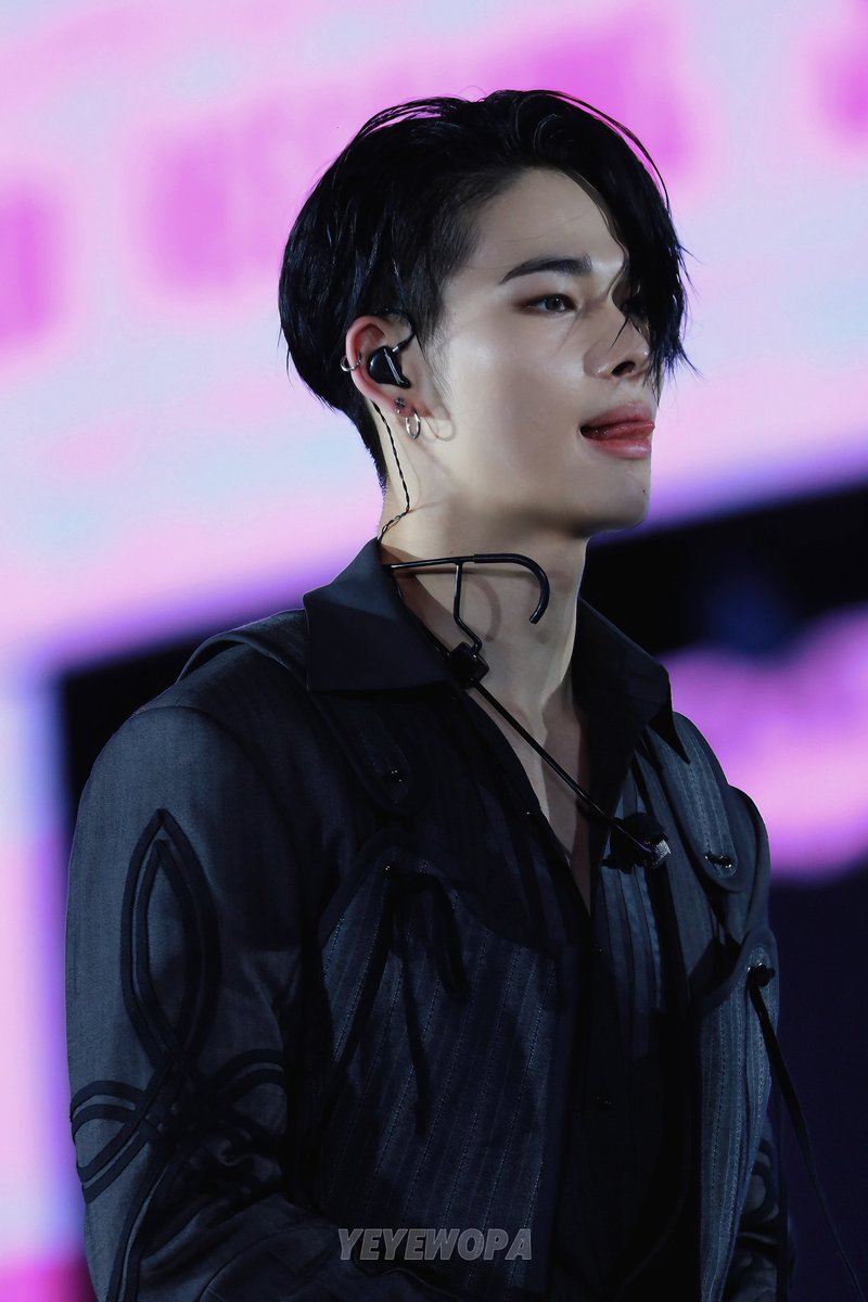 241006

WALK THE LINE day2

#NI_KI #니키 #ニキ #西村力
#엔하이픈 #ENHYPEN