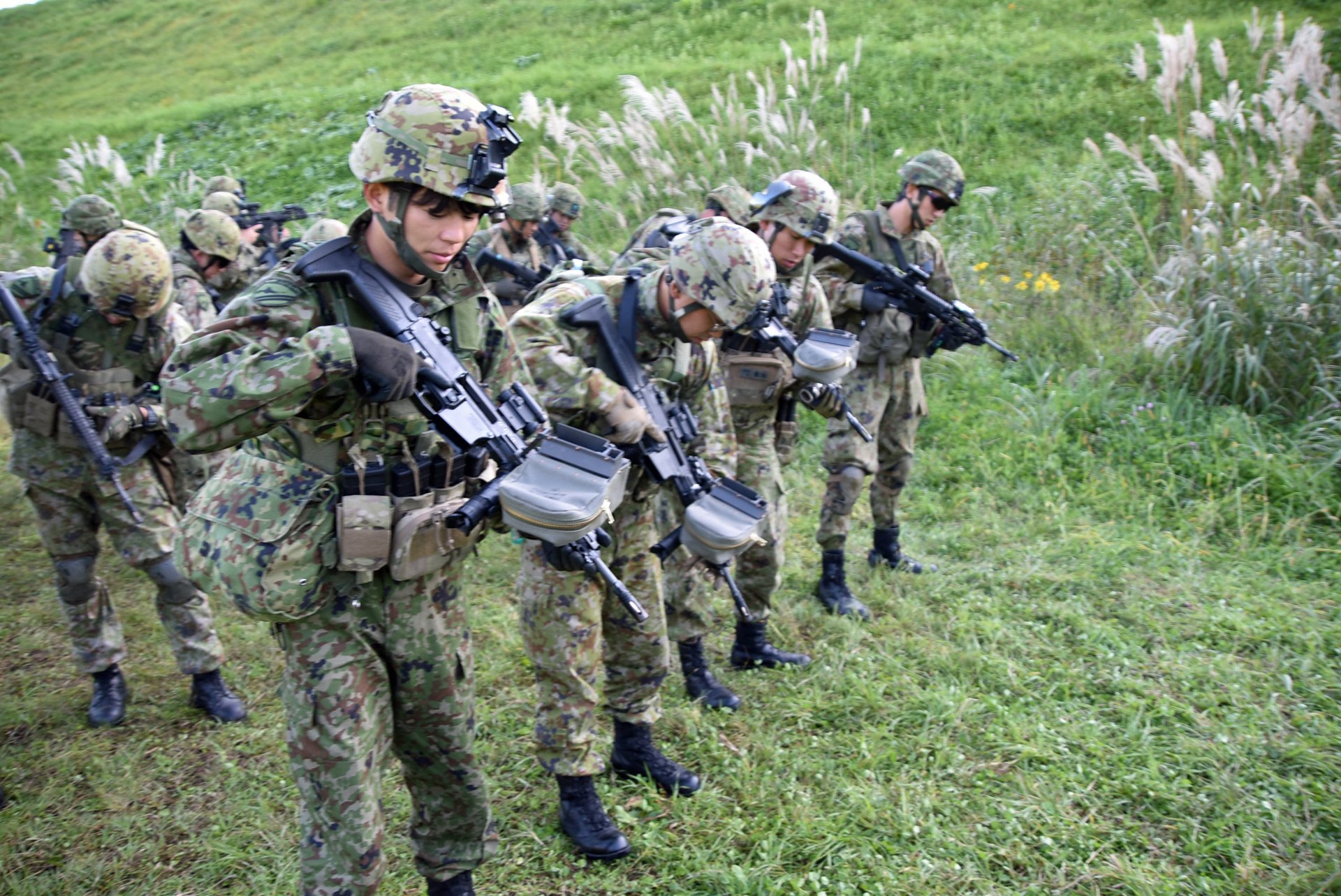 希少　日本陸軍　銃工下士官(曹長)　書類一式　寄せ書き　上海派遣軍　満州 希少 日本陸軍 銃工下士官(曹長) 書類一式 寄せ書き 上海派遣軍 満州
